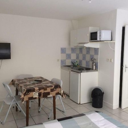 Studio Proche Ile De Re Apartment ลาโรแชล ภายนอก รูปภาพ