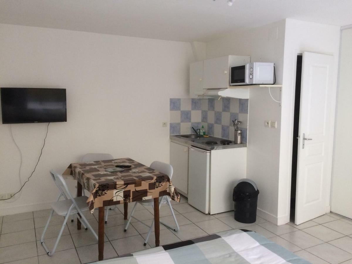 Studio Proche Ile De Re Apartment ลาโรแชล ภายนอก รูปภาพ
