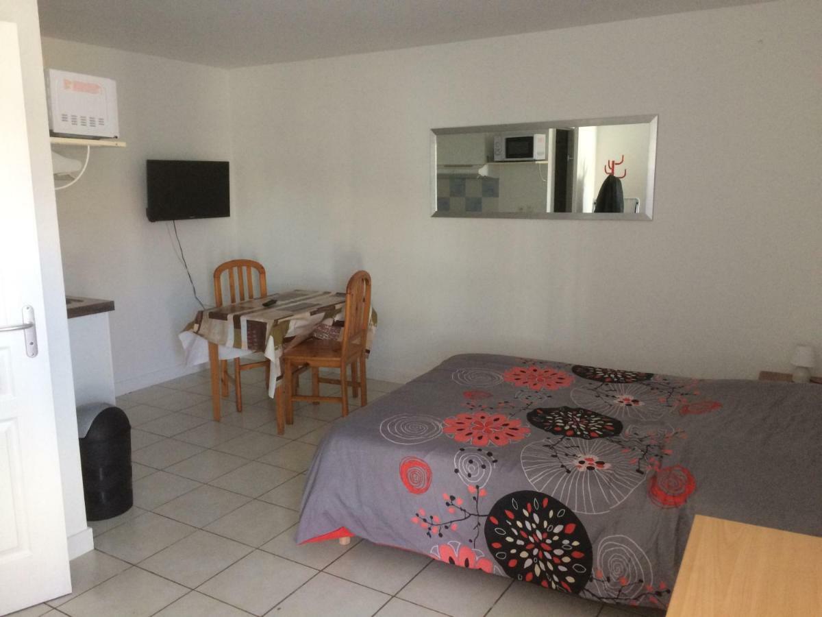 Studio Proche Ile De Re Apartment ลาโรแชล ภายนอก รูปภาพ